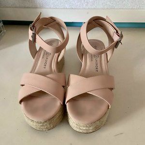 Chinese Laundry Zala Wedge Sandals